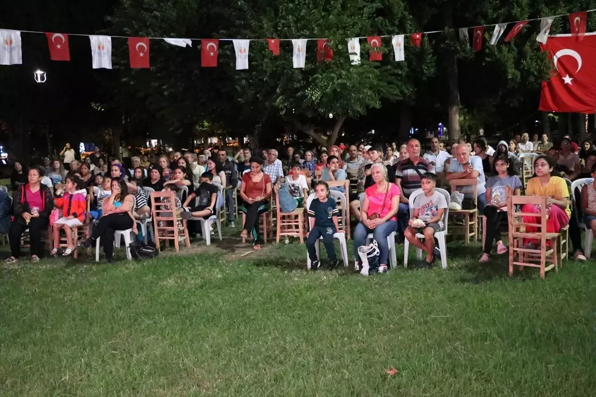 Altın Koza’da ‘Mutlu Aile Defteri’ Gösterimi