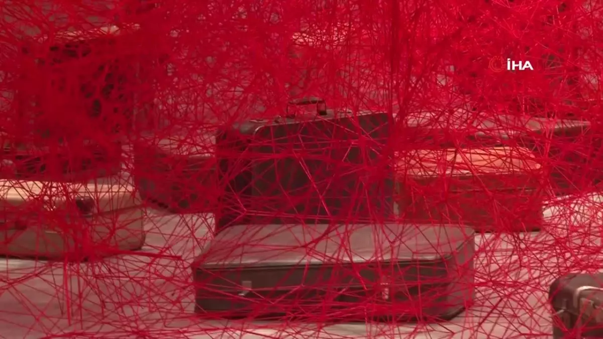 Dünyalar Arasında Sergisi İstanbul Modern’de