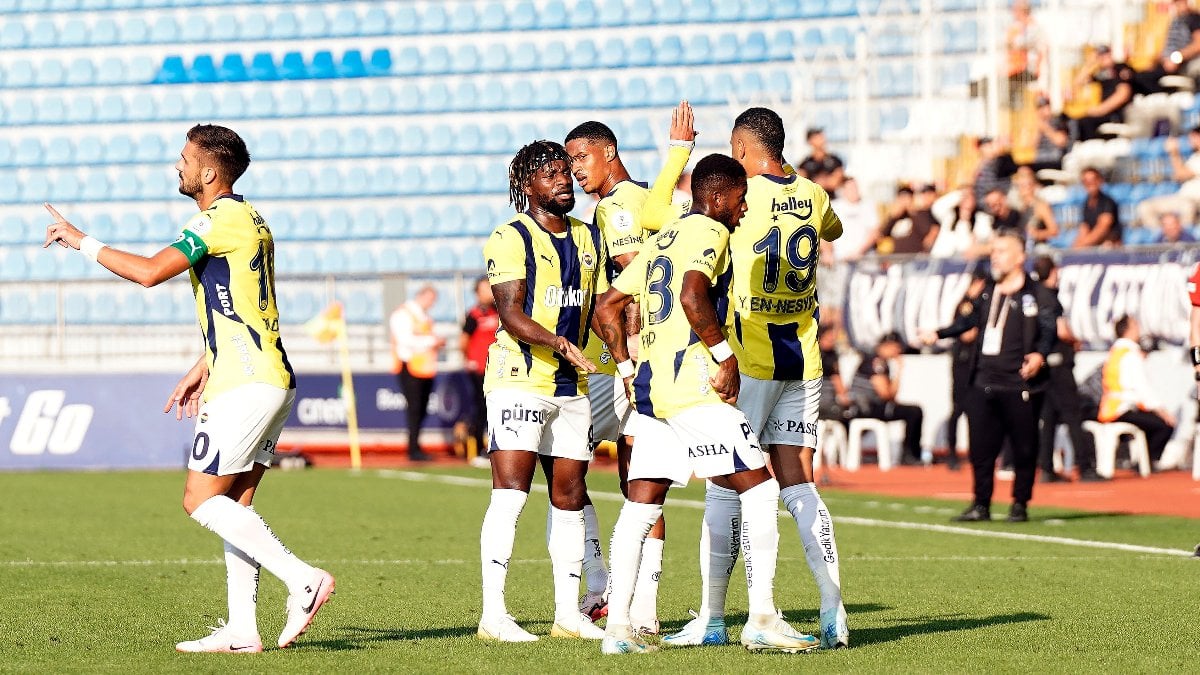 Kasımpaşa’ya da yenilmeyen Fenerbahçe, rekor kırdı