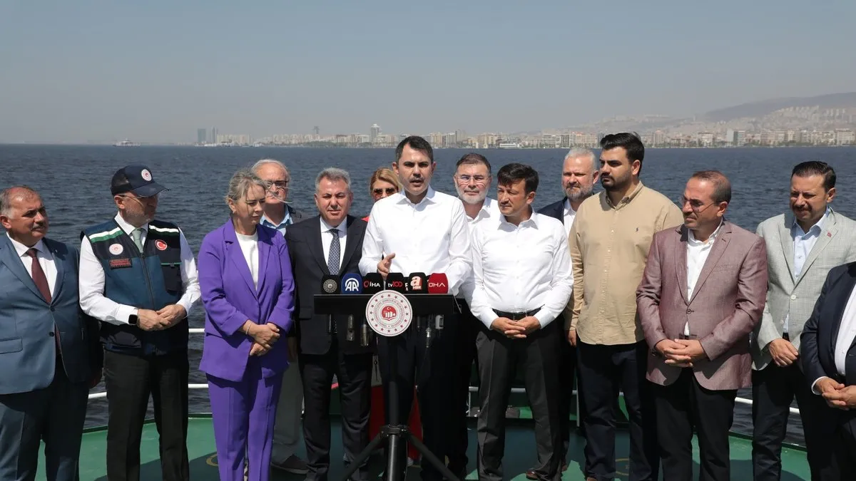 SON DAKİKA: Bakan Kurum ‘sorumlu aciz belediyeler’ dedi! İzmir Körfezi artık nefes alamıyor