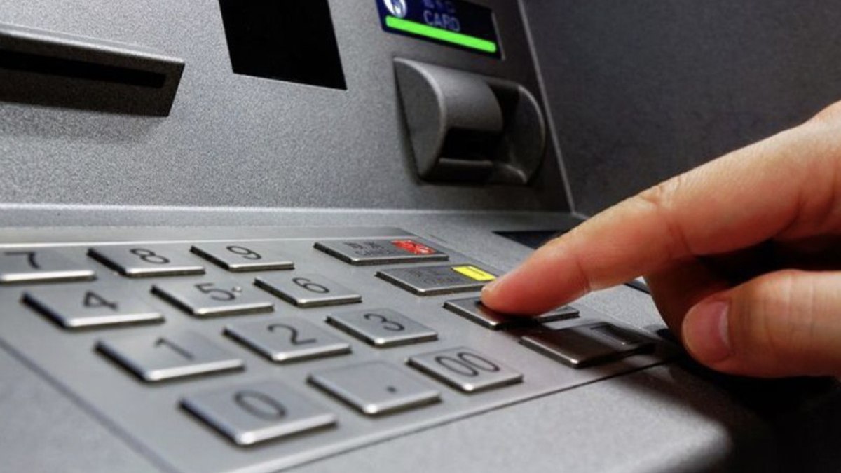 ATM’lerde yeni dönem başlıyor! Artık o şifreler kullanılamayacak