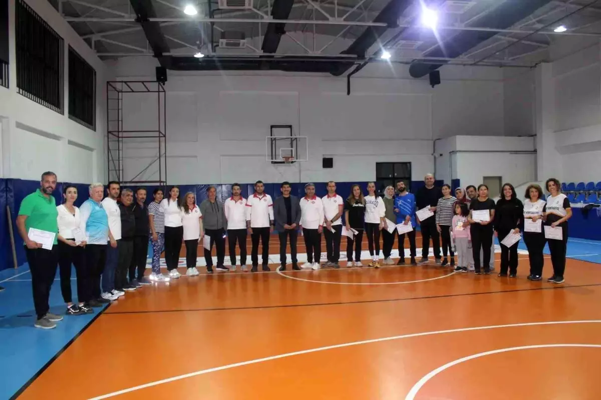 Köyceğiz’de Öğretmenler Floorcurling Turnuvası