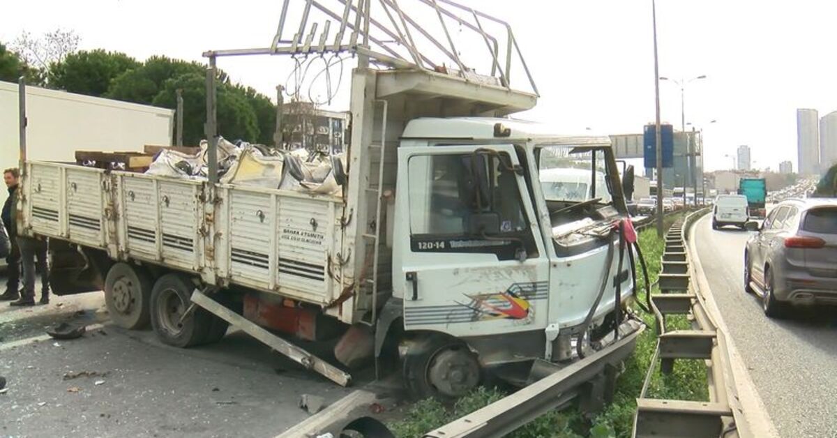 İstanbul’da zincirleme kaza! Çok sayıda yaralı var