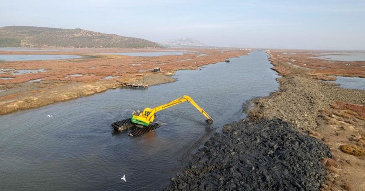 “Körfez Temizlik Seferberliği” Gediz Nehri’ne uzandı