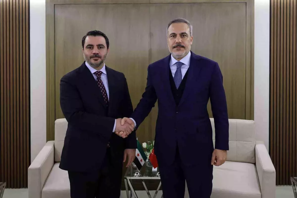 Fidan Riyad’da Suriye Bakanı ile Görüştü