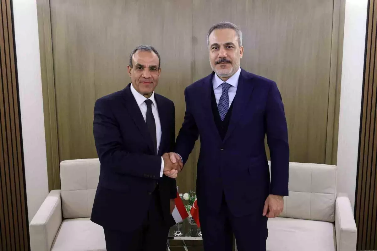 Hakan Fidan Riyad’da Mısır Bakanı ile Görüştü
