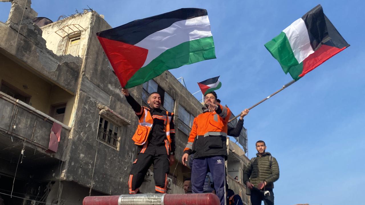 İsrail heyeti, ateşkes anlaşmasının “birinci aşamasının uygulanmasını” görüşmek için Doha’ya gidecek