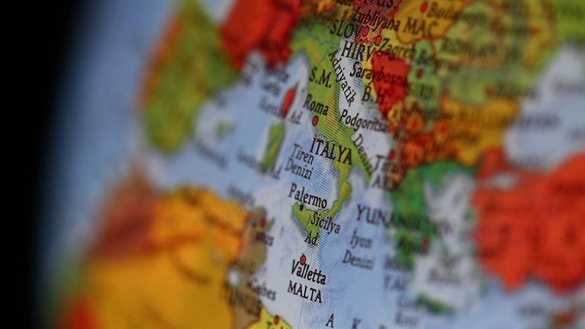 İtalya’da helikopter düştü: 3 kişi öldü