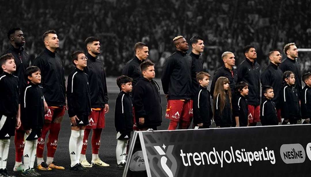 Tugay Kerimoğlu, Galatasaraylı futbolculara açtı ağzını yumdu gözünü: “Anlamsız, hemen değiştirin”
