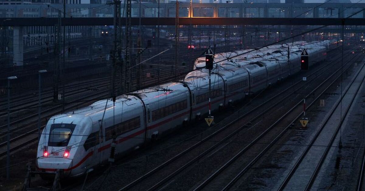 18 yaşındaki gençler Avrupa’yı trenle seyahat edebilecek