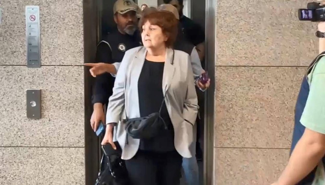 Gazeteci Ayşenur Arslan hakkında beraat